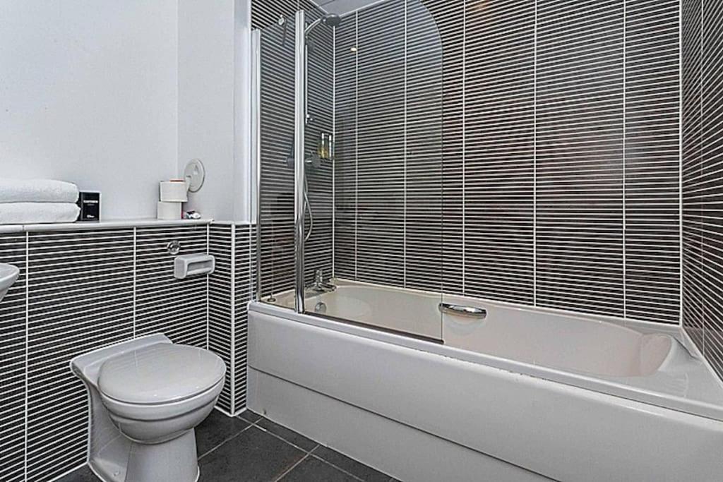 Modern 2 Bed Apartment With Stunning Seaside View Edynburg Zewnętrze zdjęcie