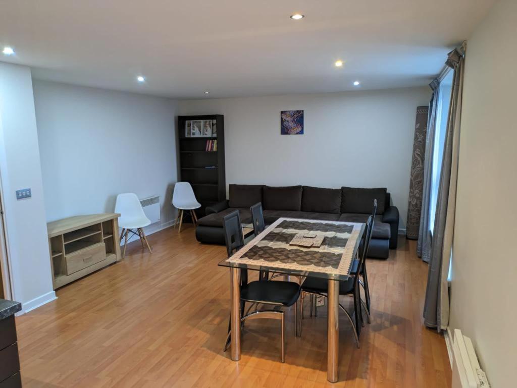 Modern 2 Bed Apartment With Stunning Seaside View Edynburg Zewnętrze zdjęcie