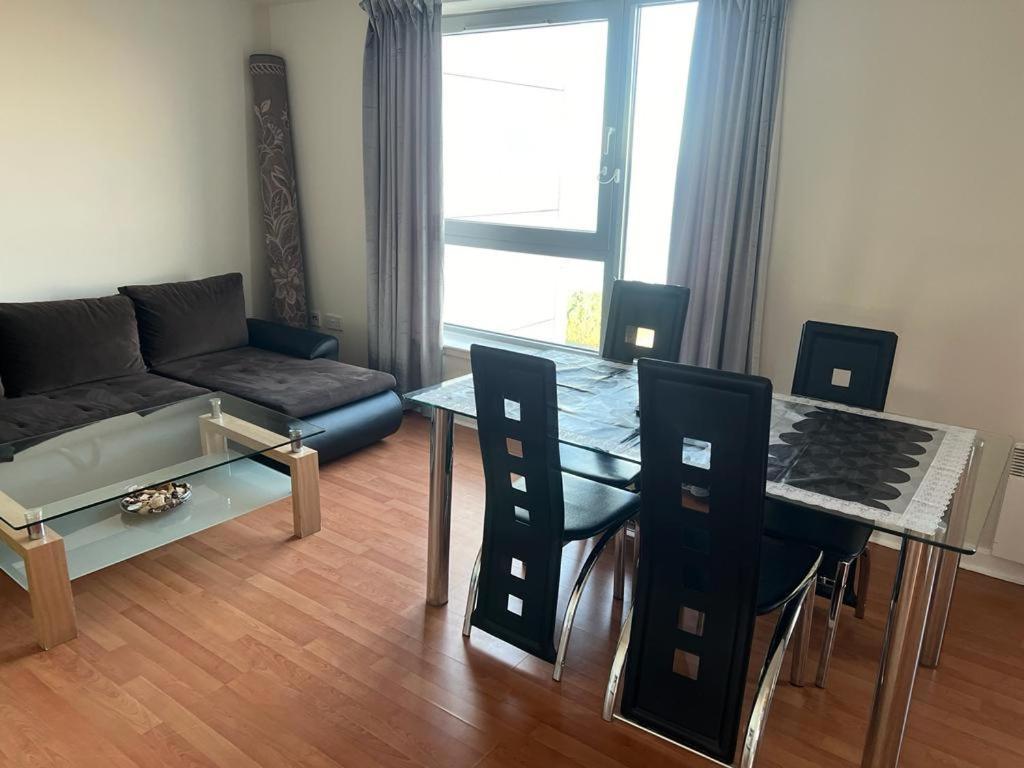 Modern 2 Bed Apartment With Stunning Seaside View Edynburg Zewnętrze zdjęcie